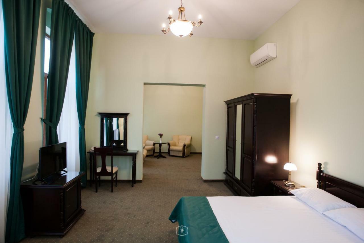 Hotel Grand 4*